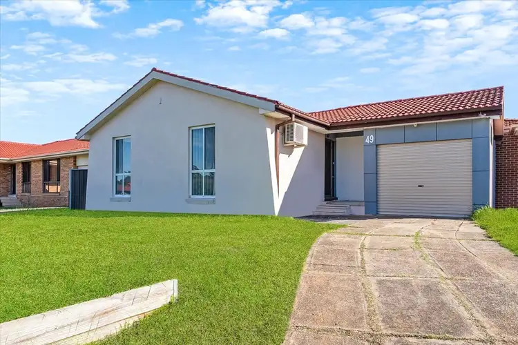 49 Stranraer Drive, St Andrews NSW 2566