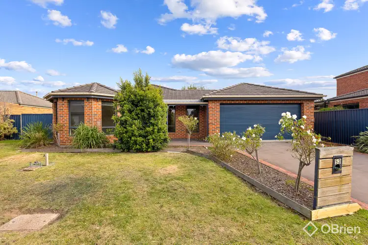 53 Stringybark Circuit, Pakenham VIC 3810