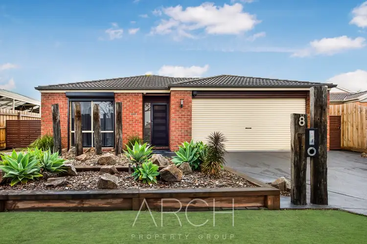 8 Darvell Court, Pakenham VIC 3810
