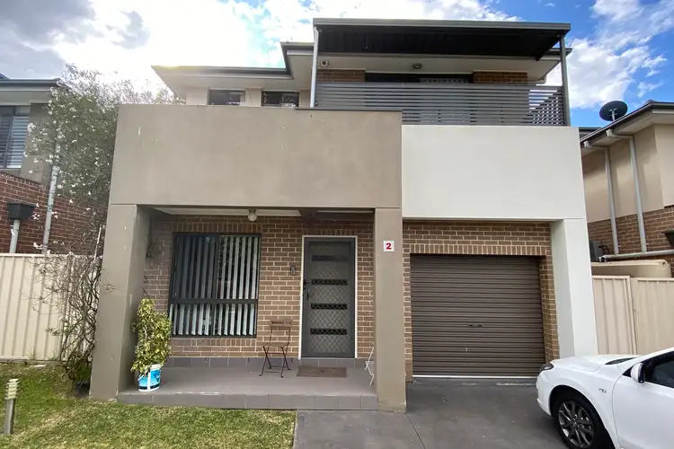 2/77-81 Metella Road, Toongabbie NSW 2146