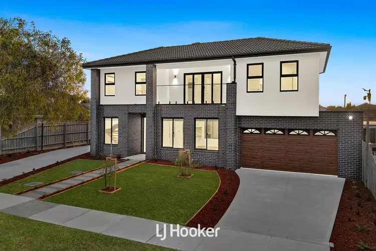 1, 2  & 3/8 Vizard Street, Dandenong VIC 3175