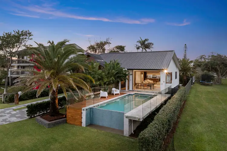 17 Wommin Lake Crescent, Fingal Head NSW 2487