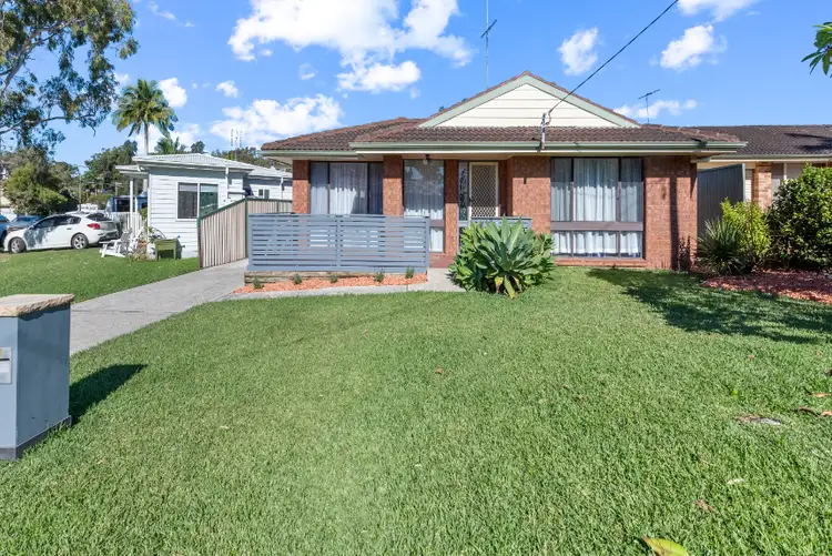 Second view of Homely house listing, 17 Gymea Crescent, Mannering Park NSW 2259