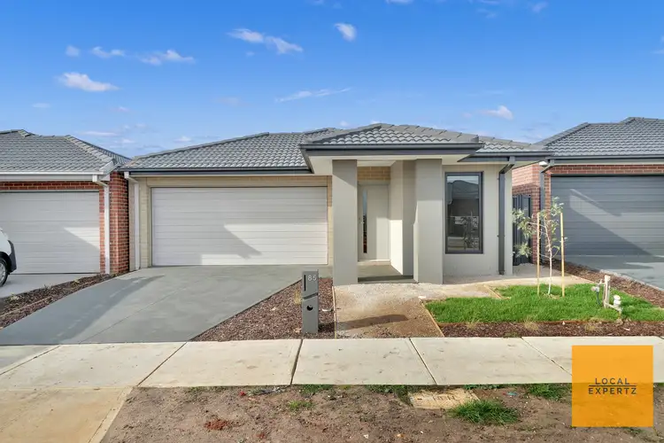85 Buckingham Boulevard, Strathtulloh VIC 3338