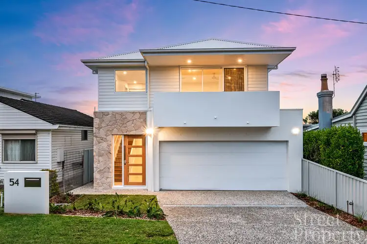 54 Cowlishaw Street, Redhead NSW 2290