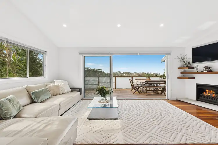 19 Hibiscus Avenue, North Avoca NSW 2260