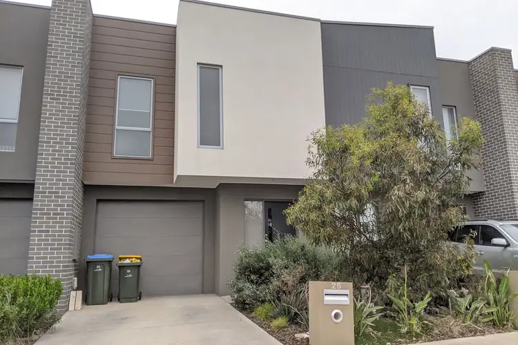 25 Roosevelt Way, Point Cook VIC 3030