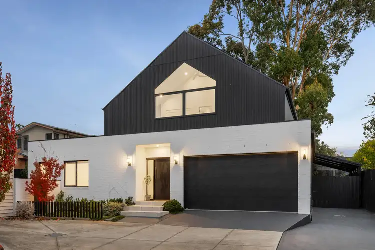 2/19 Ross Road, Croydon VIC 3136