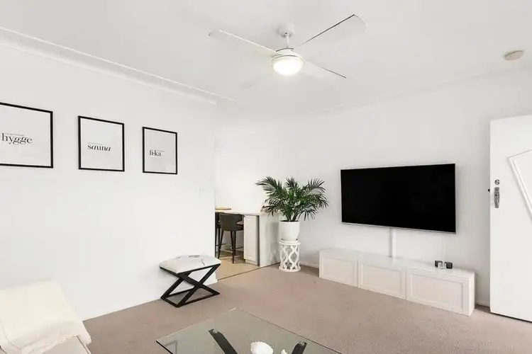 6/5 Ocean View Road, Freshwater NSW 2096
