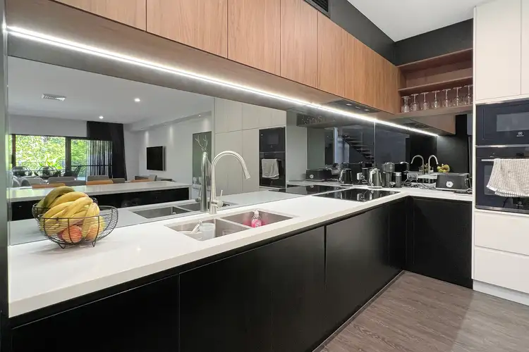 40 Palm Forest Circuit, Forest Glen QLD 4556