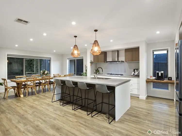 Fourth view of Homely house listing, 2 Warwick Way, Drouin VIC 3818