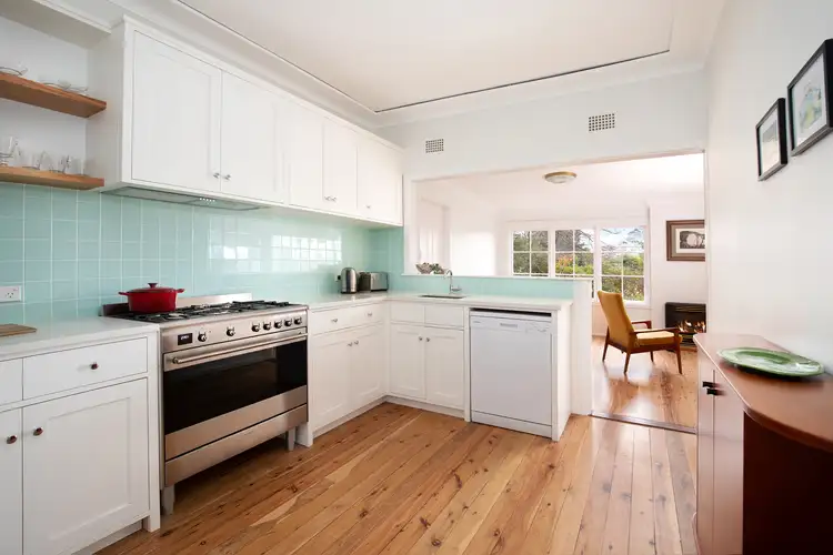 Fifth view of Homely house listing, 2 Dunmore Street, Katoomba NSW 2780