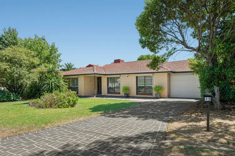13 Carol Crescent, Morphett Vale SA 5162