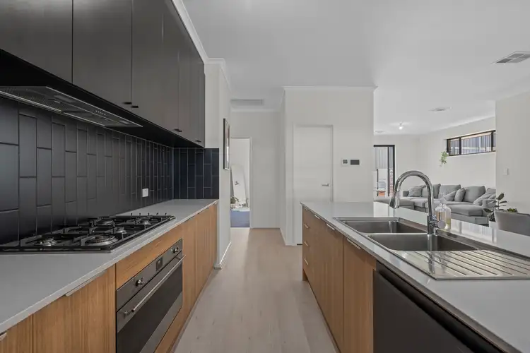 Sixth view of Homely house listing, 21 Woodland Drive, Onkaparinga Heights SA 5163