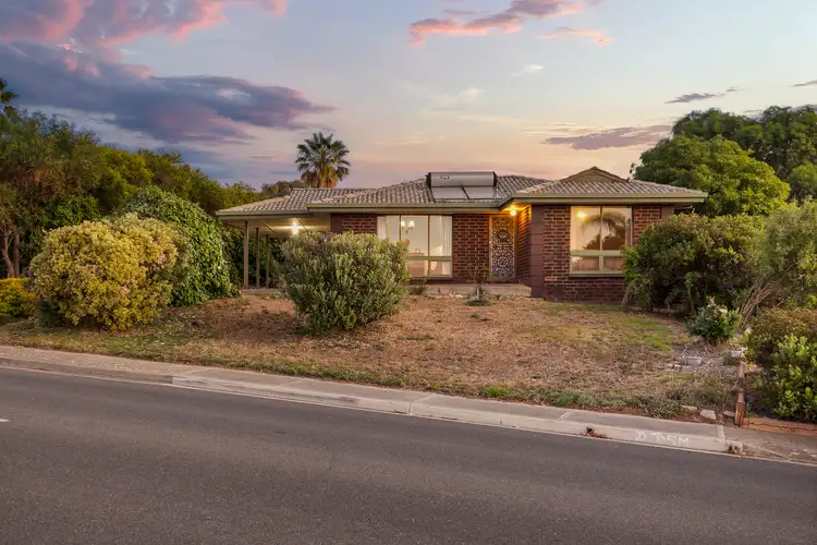 5 Minnipa Drive, Hallett Cove SA 5158