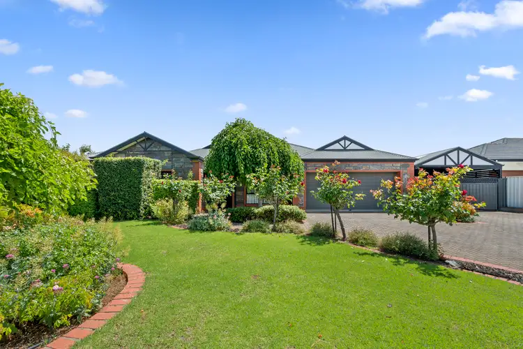 33 Rose Crescent, Mclaren Flat SA 5171