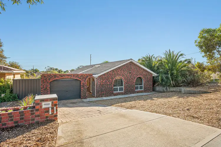 11 Capeview Crescent, Hackham SA 5163