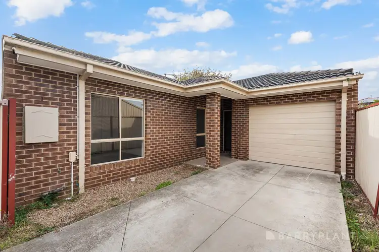Main view of Homely unit listing, 2/46 Erica Avenue, St Albans VIC 3021
