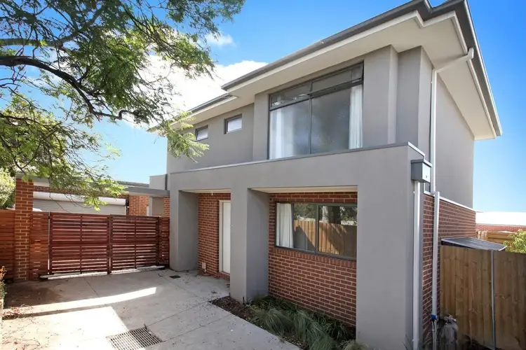 3/16 Norfolk Street, Maidstone VIC 3012
