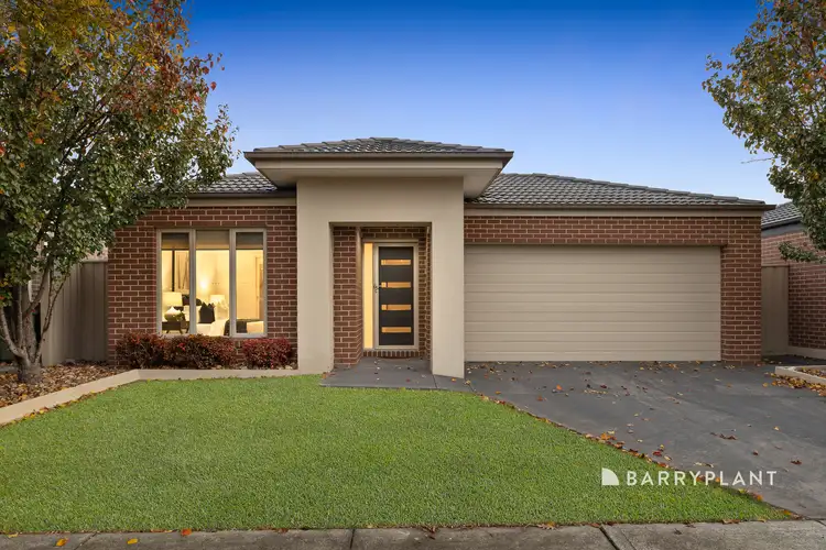 6 Carnegie Street, Officer VIC 3809
