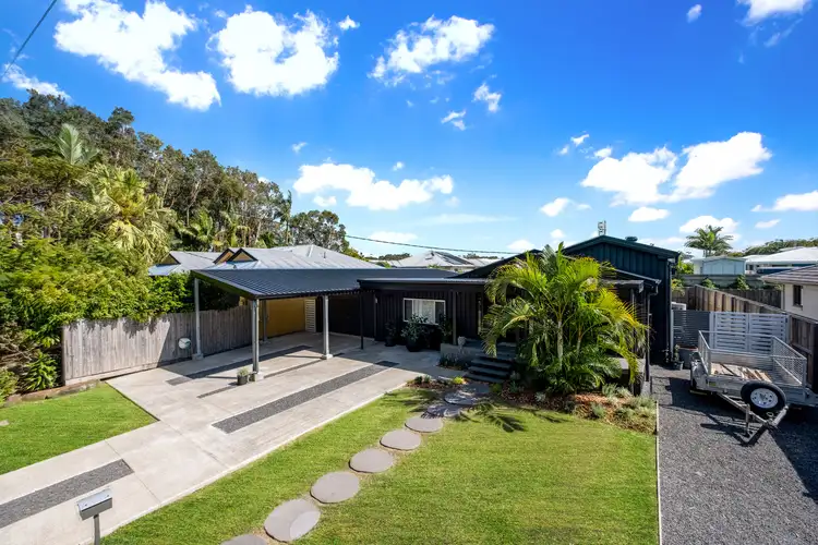 24 Sycamore Street, Mudjimba QLD 4564