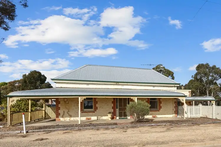 16 Old Adelaide Road, Karoonda SA 5307