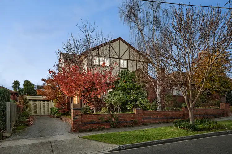 52 Henshall Road, Strathmore VIC 3041