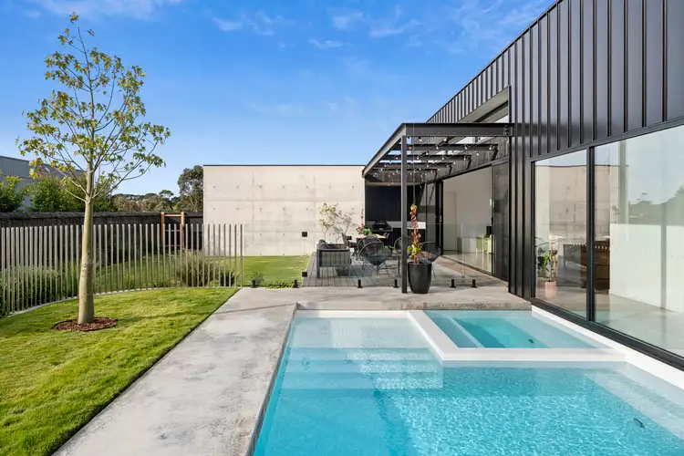 72 Samphire Drive, Connewarre VIC 3227