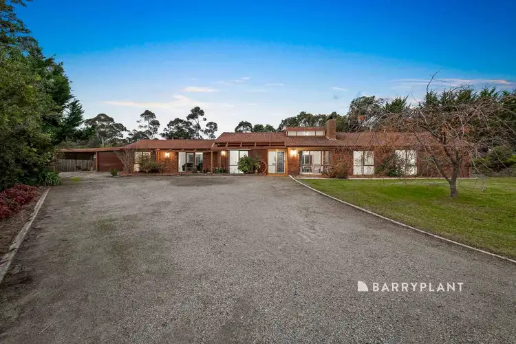 13 McKenzie Lane, Narre Warren North VIC 3804