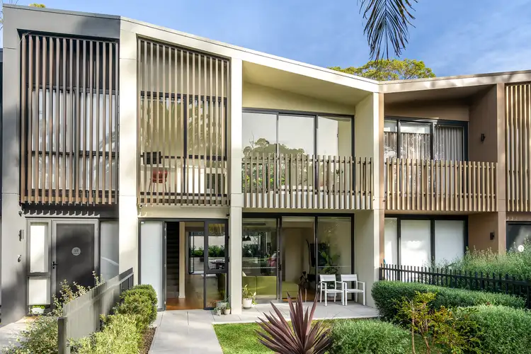 4/16 Boronia Grove, Heathcote NSW 2233