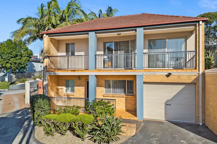 Third view of Homely townhouse listing, 1/50 Urunga Parade, Wollongong NSW 2500