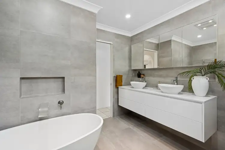 Sixth view of Homely house listing, 8 Childs Close, Green Point NSW 2251