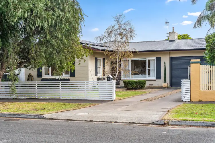 3 Forrest Street, Victor Harbor SA 5211