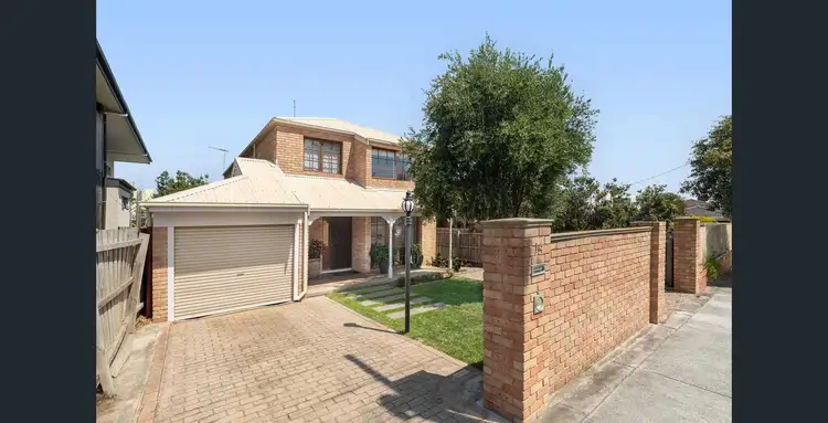 14 Barnes Grove, Chelsea VIC 3196