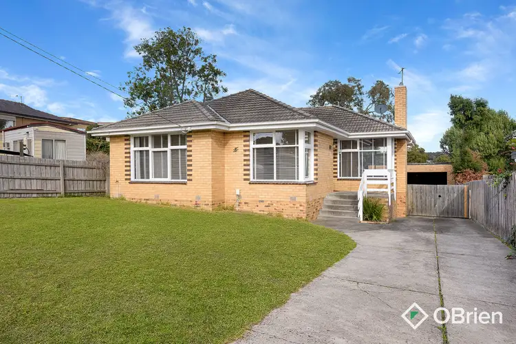 8 Netherbrae Road, Frankston VIC 3199