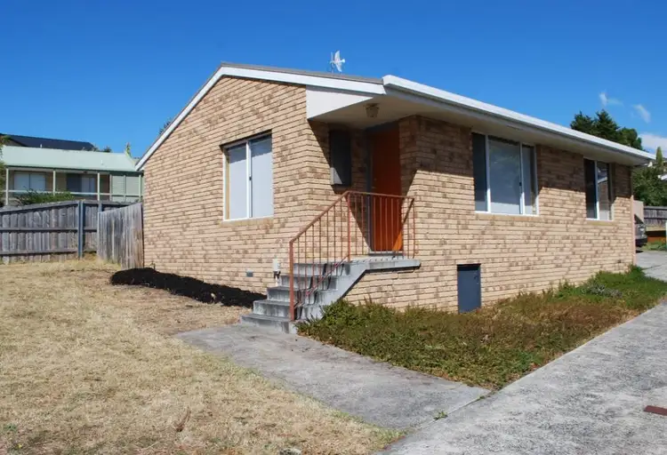 Main view of Homely unit listing, 1/27 Cuthbertson Place, Lenah Valley TAS 7008
