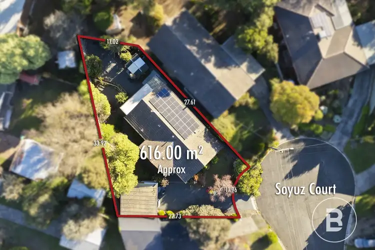 Second view of Homely house listing, 6 Soyuz Court, Mount Clear VIC 3350