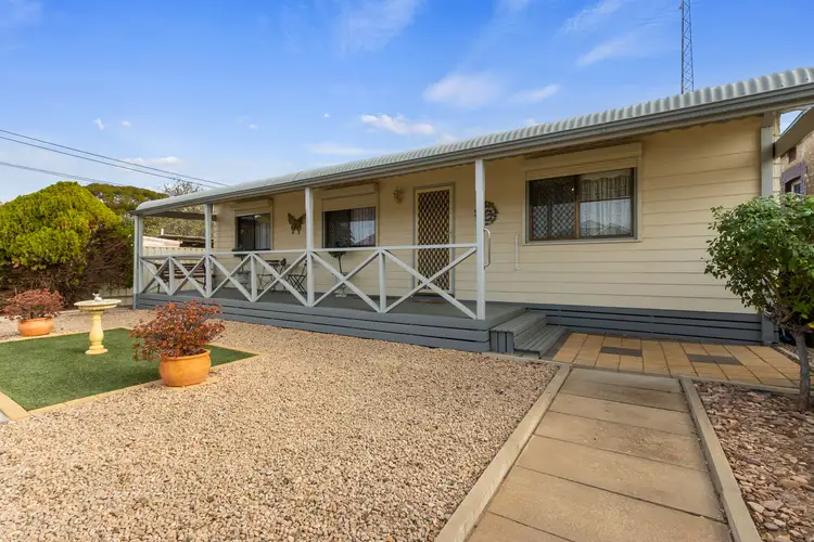 11 Young Street, Wallaroo SA 5556