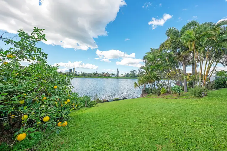44 Wild Duck Drive, Mermaid Waters QLD 4218