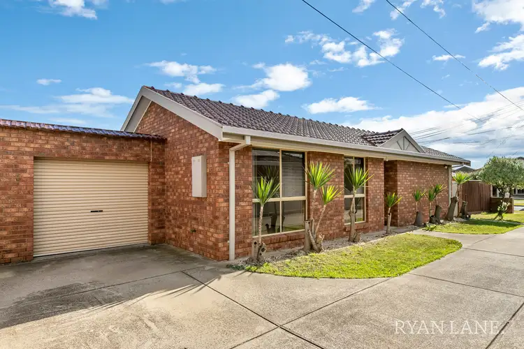 1/7 O'shannessy Court, Altona Meadows VIC 3028