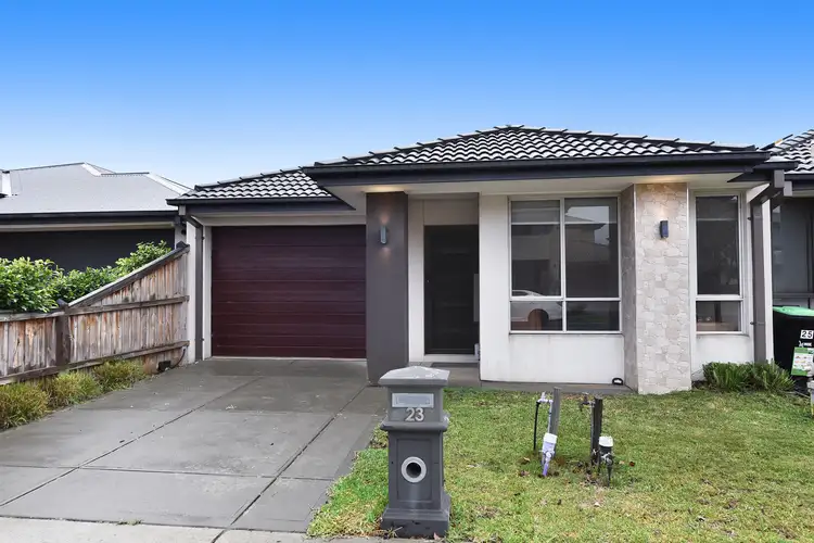 23 McCracken Avenue, Mickleham VIC 3064