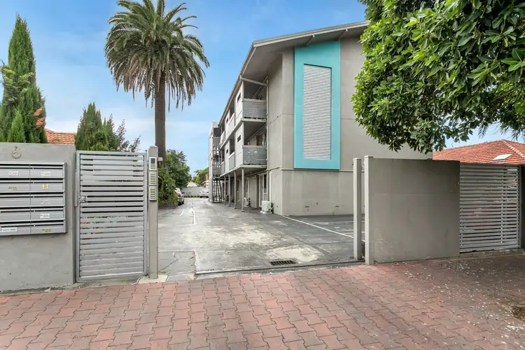 15/6 Pine Avenue, Glenelg North SA 5045