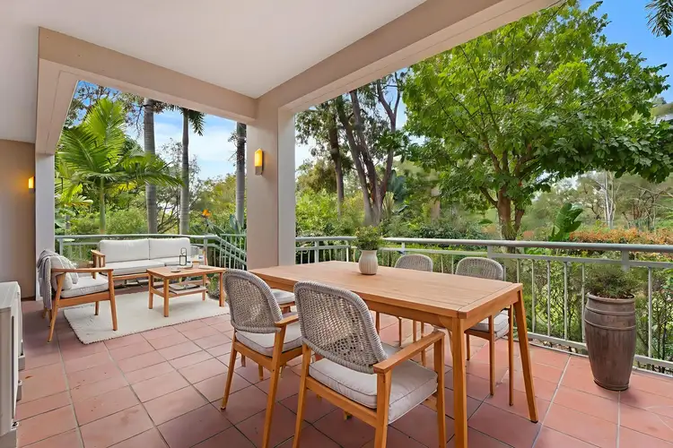 18/76-80 Chichester Drive, Arundel QLD 4214