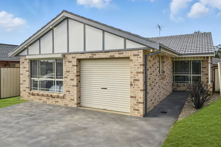 8 Bushlark Place, Claremont Meadows NSW 2747