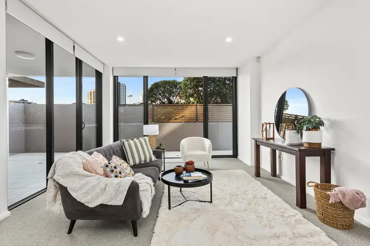 2/12 New Dapto Road
