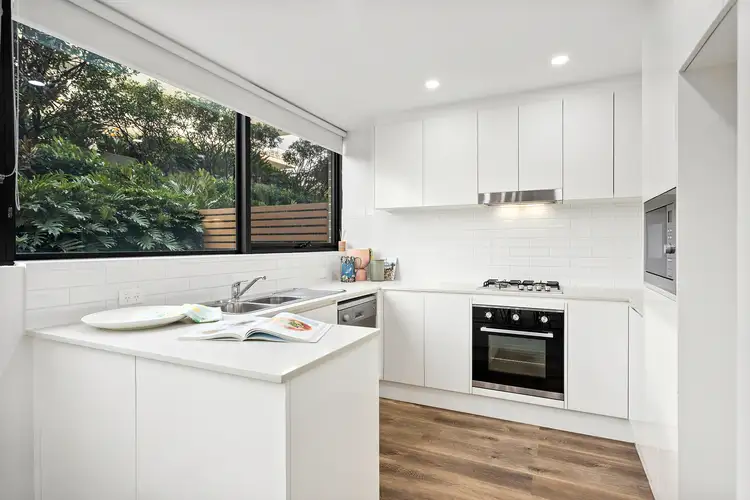 Fourth view of Homely apartment listing, 2/12 New Dapto Road, Wollongong NSW 2500