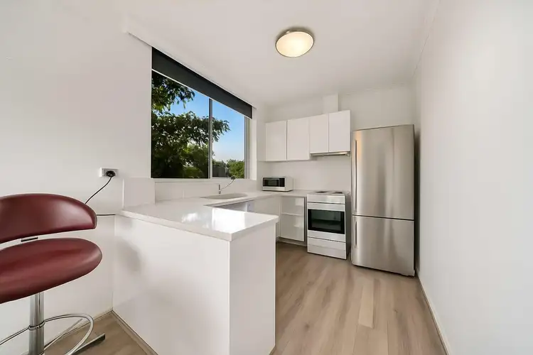 Fourth view of Homely unit listing, 1/30 Wheatsheaf Road, Glenroy VIC 3046