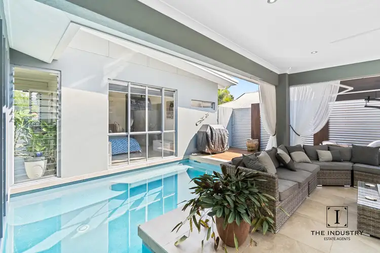 28 Lagoon Drive, Trinity Beach QLD 4879