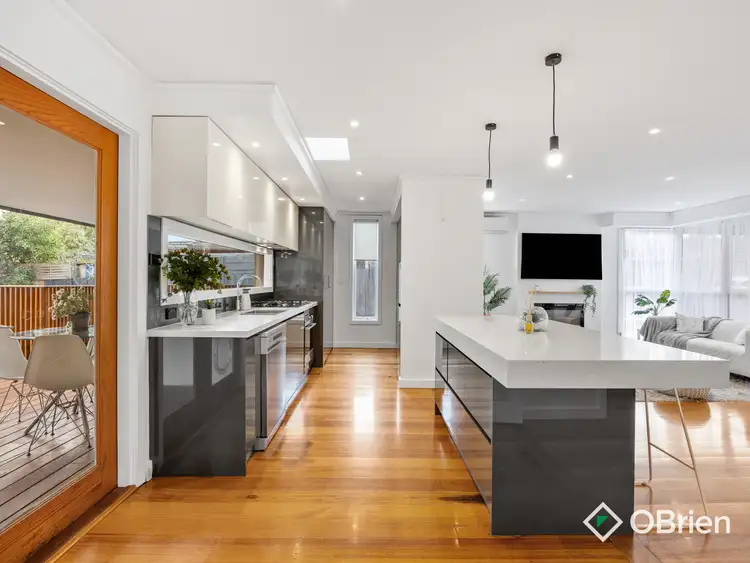 Fifth view of Homely house listing, 4 Merlin Court, Frankston VIC 3199