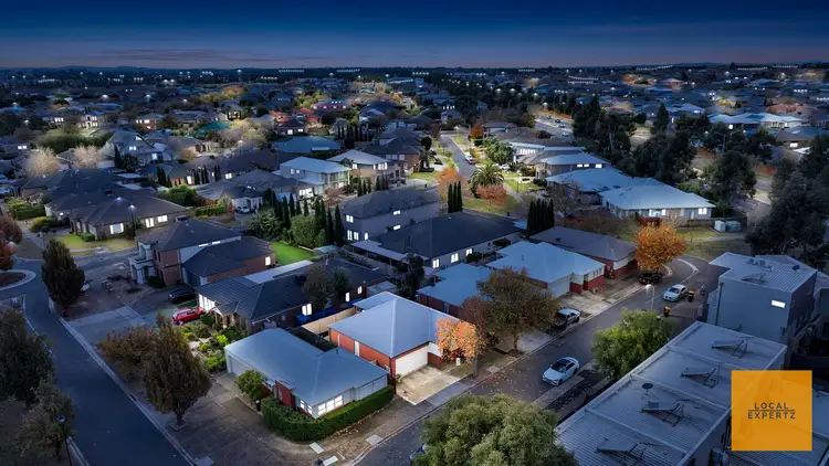 12 Strathvea Lane, Caroline Springs VIC 3023
